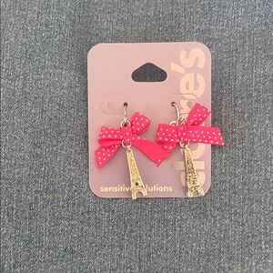 Lana del rey girly bow Claire’s earrings